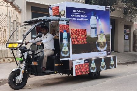  E-rickshaw Branding